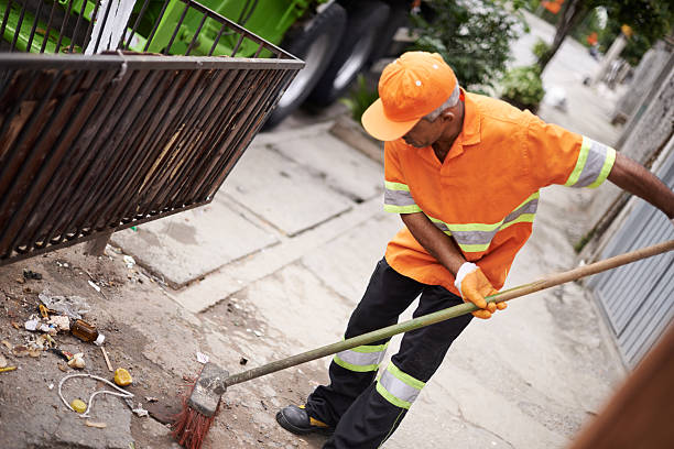 Best Construction Debris Removal  in Harlan, IN