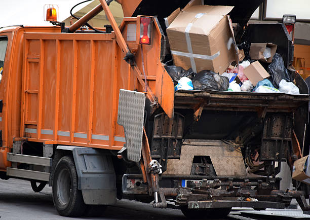Best Construction Debris Removal  in Harlan, IN